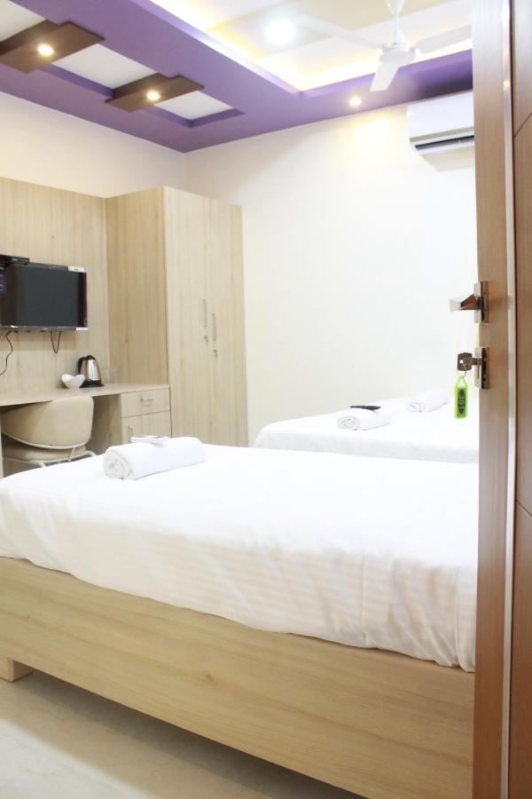 Jfive Residency Hotel เชนไน ภายนอก รูปภาพ